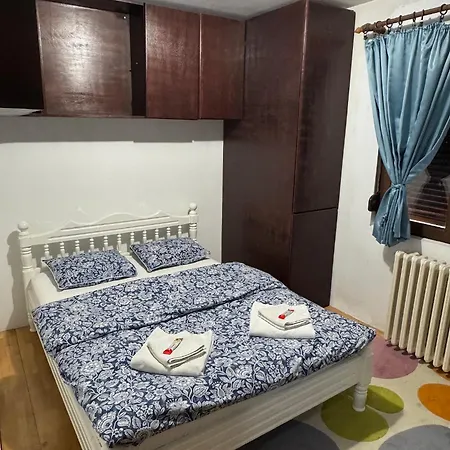 Bojana Semesterbostad Gornji Milanovac