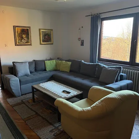 Bojana Semesterbostad *